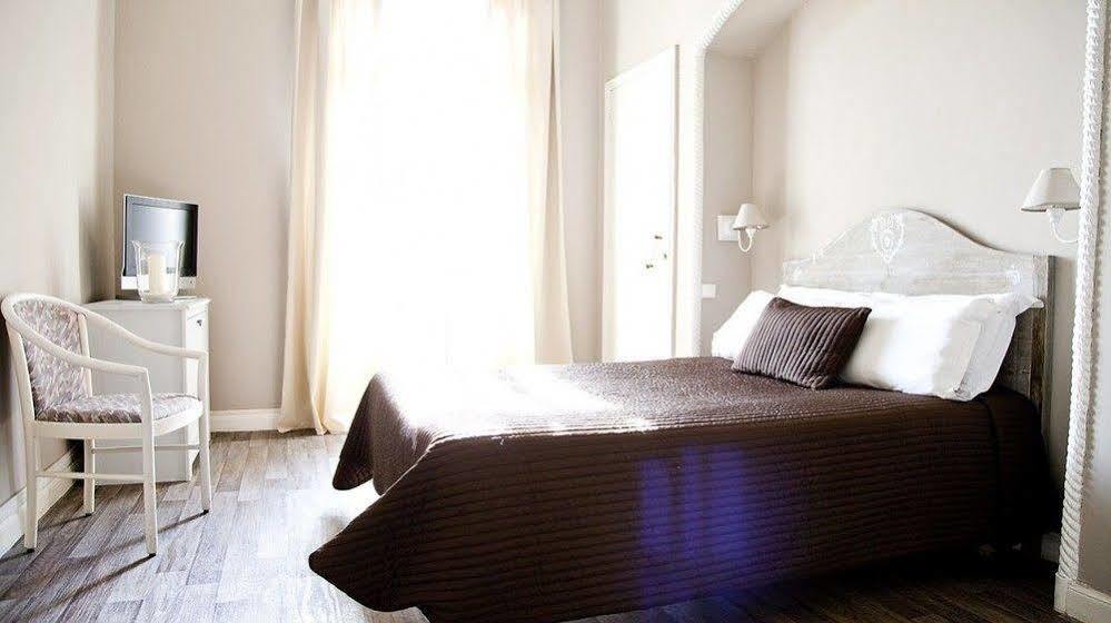 Provencal Hotel